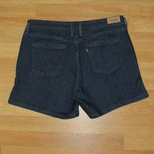 Womens High Waist Dark Wash Levi's Jean Shorts / Size 14